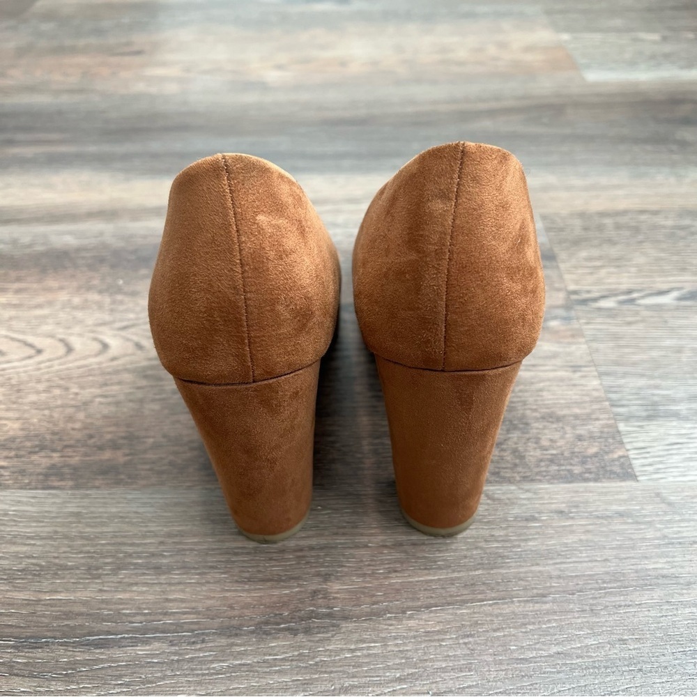 Fioni faux suede block heel pumps cognac brown size 7.5 office workwear - Picture 6 of 6